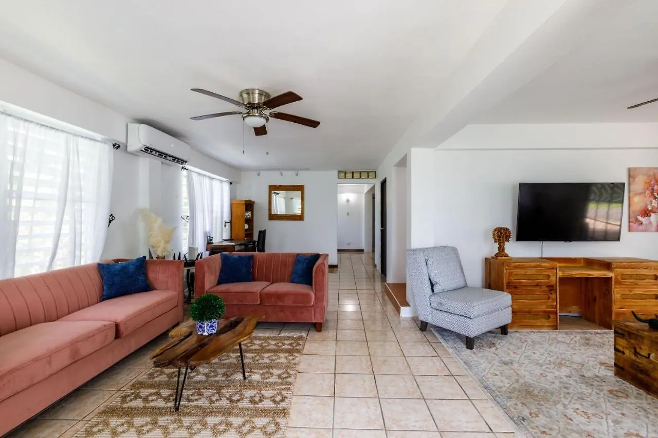 Rainforest Retreat 15 Min From The Beach Luquillo Holiday home